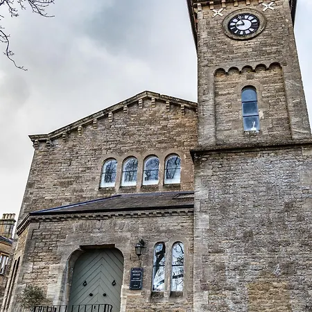 Stylish-Stays The Sanctuary, Stow-On-The-Wold -Luxurious Stylish, Grade II Listed Church Conversion Workspace, Centrally Located Exterior photo