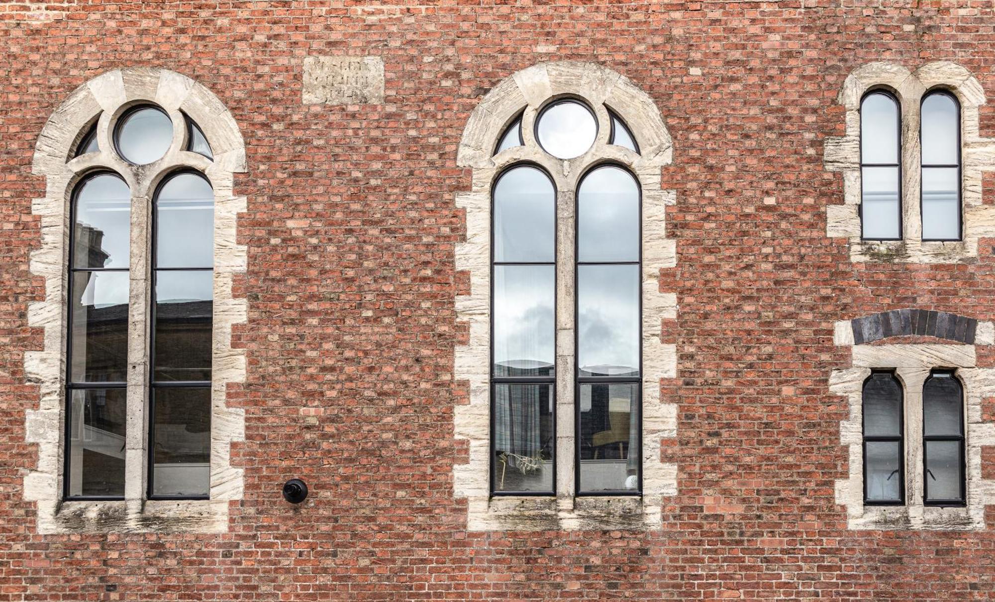 Stylish-stays The Sanctuary, -luxurious Stylish, Grade Ii Listed Church Conversion Workspace, Centrally Located * Stow-on-the-Wold